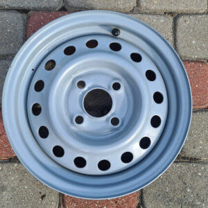 Disks J4,0 ET30 4x100 R13 Starco